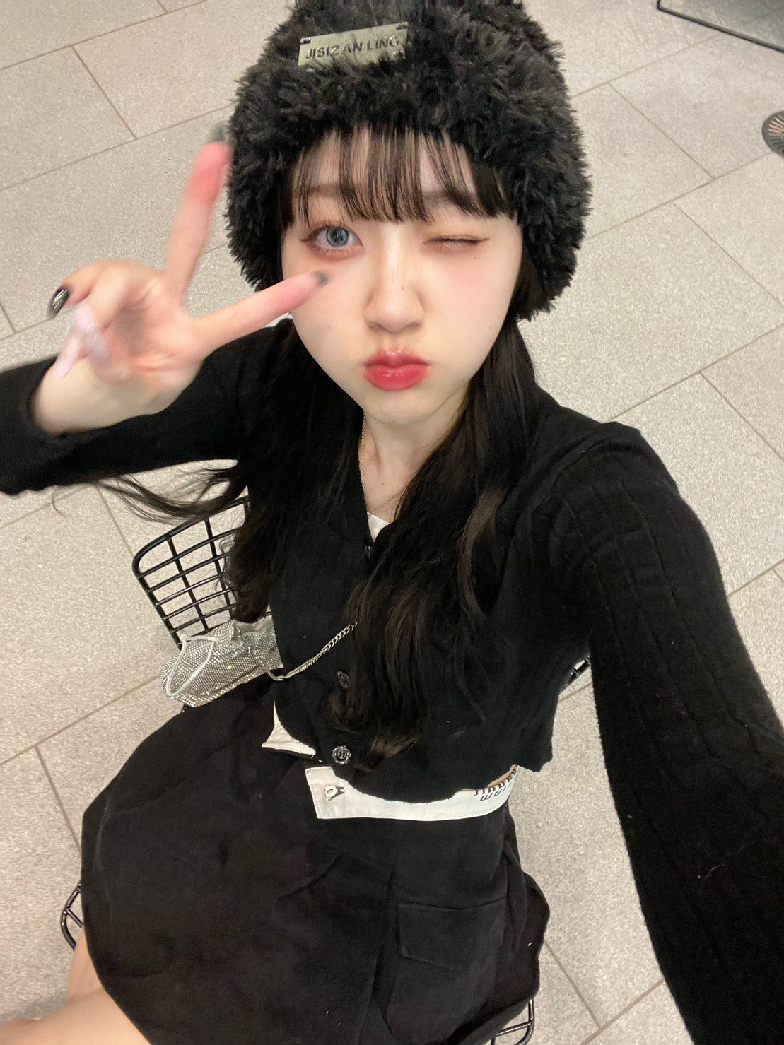 ＜QU4233227＞　ファーバケットハット