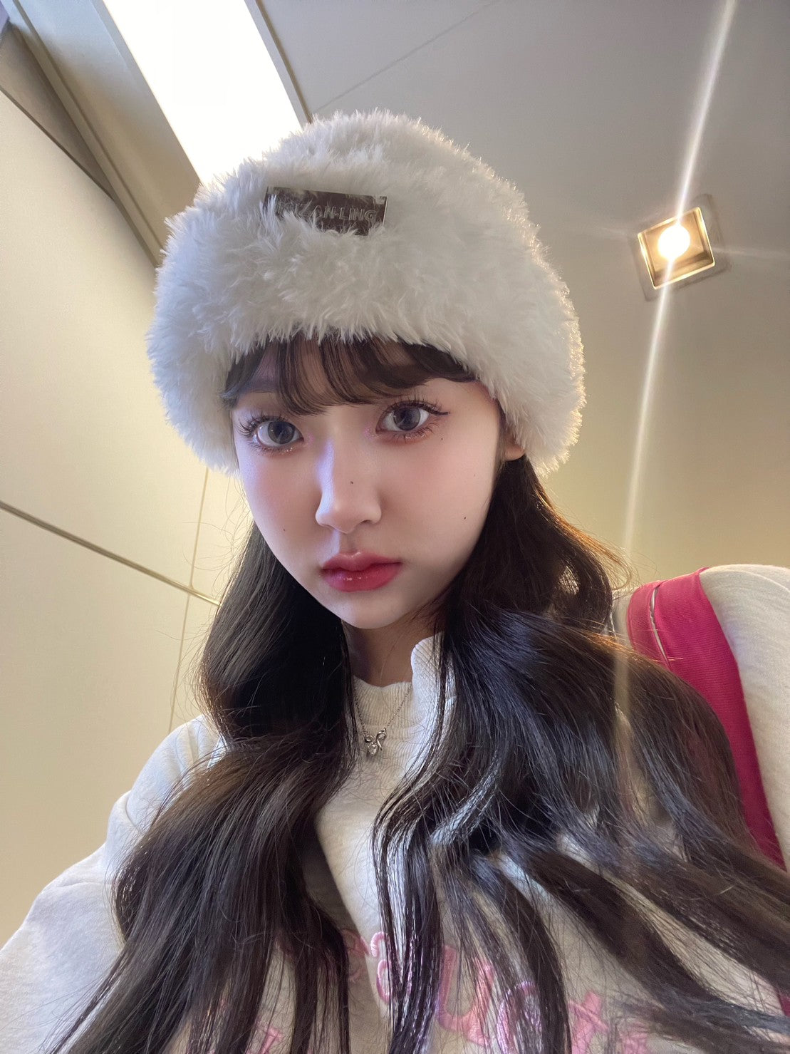 ＜QU4233227＞　ファーバケットハット