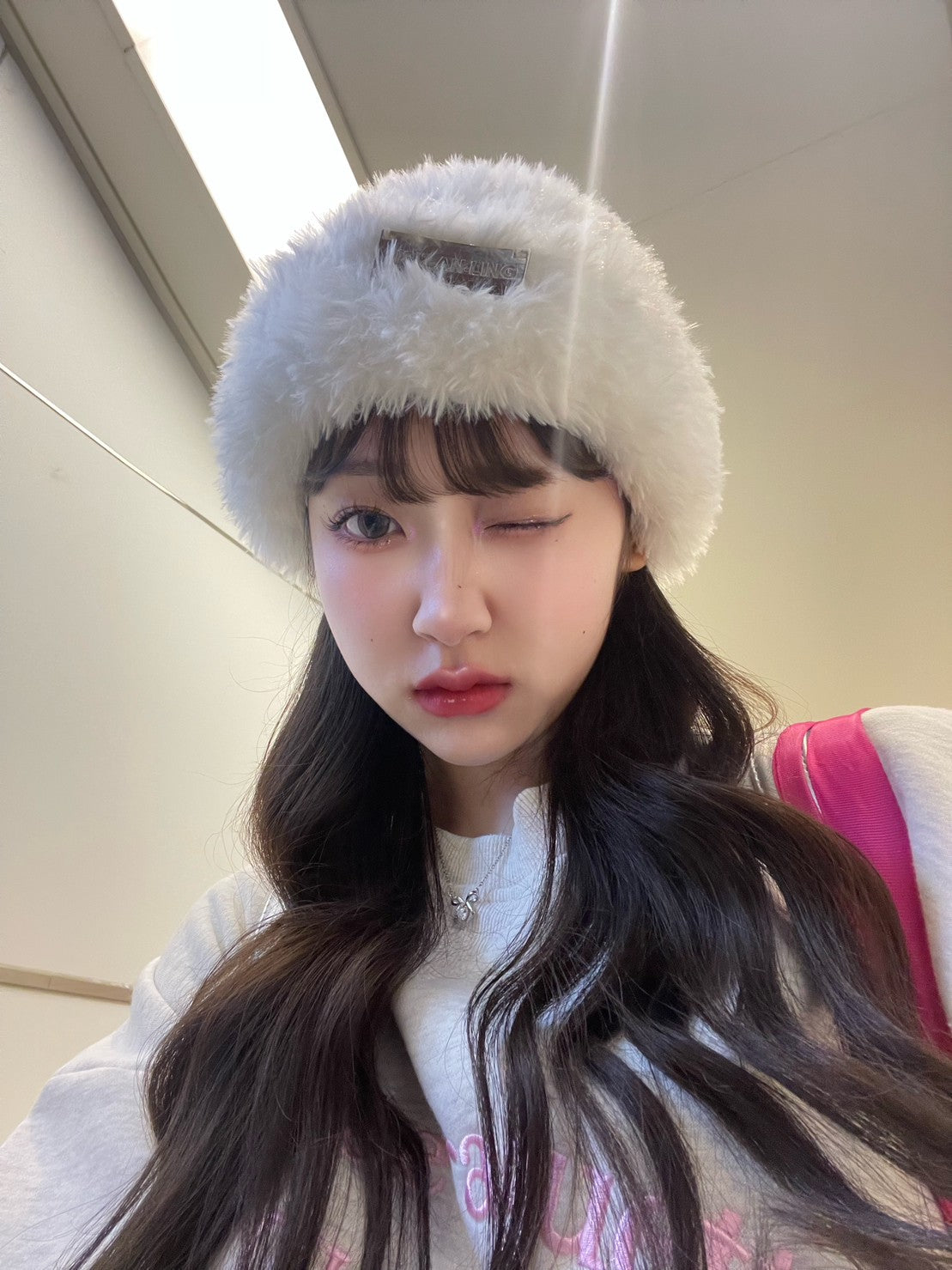 ＜QU4233227＞　ファーバケットハット