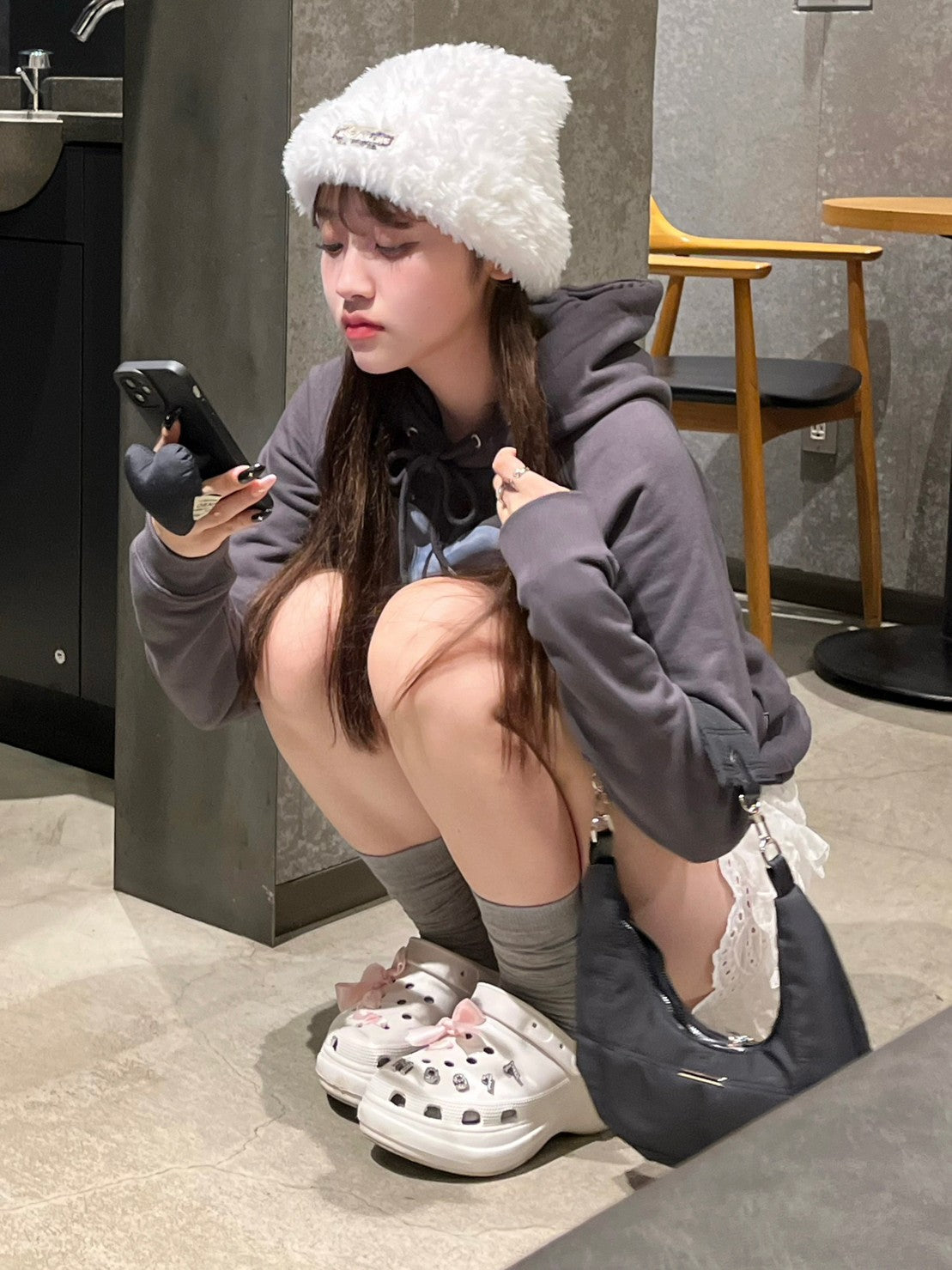 ＜QU4233227＞　ファーバケットハット