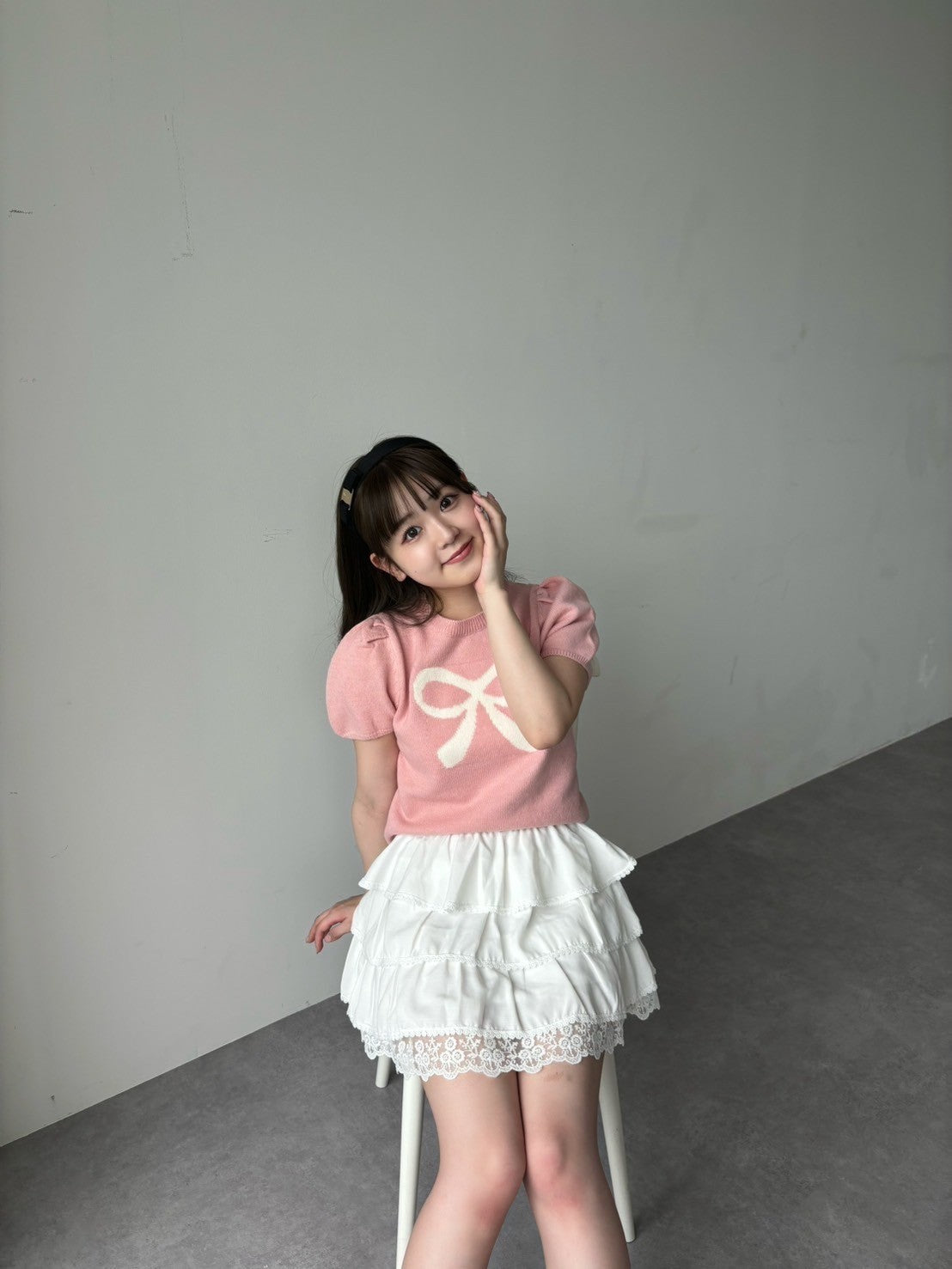 ＜RN2242001＞　リボンパフスリーブニット