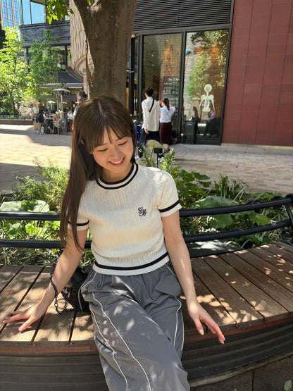 ＜RN2242002＞　ワンポイントラインニット