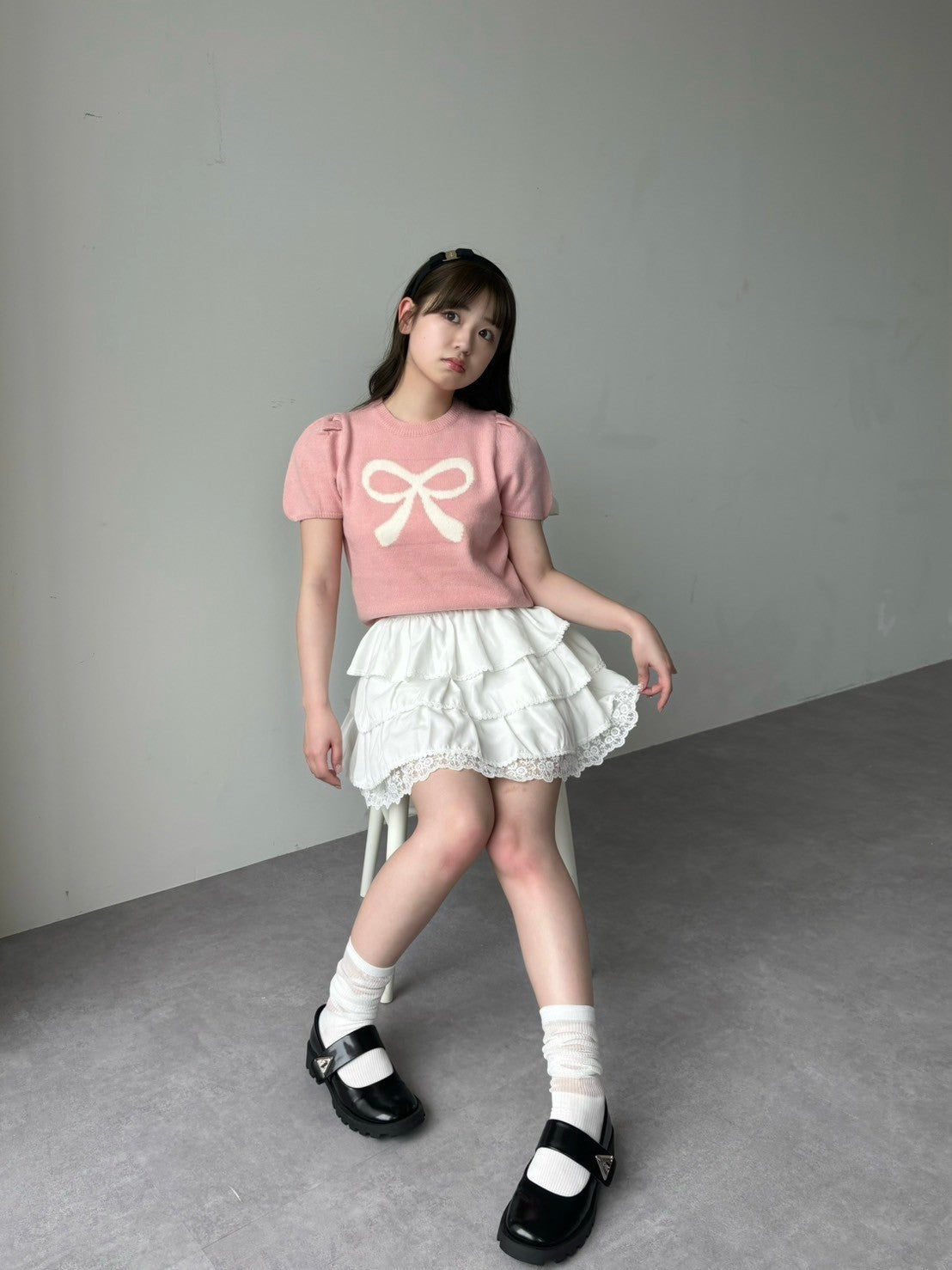 ＜RN2242001＞　リボンパフスリーブニット