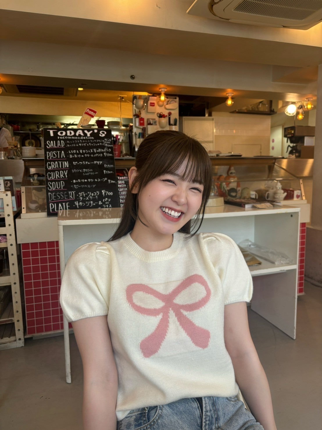 ＜RN2242001＞　リボンパフスリーブニット