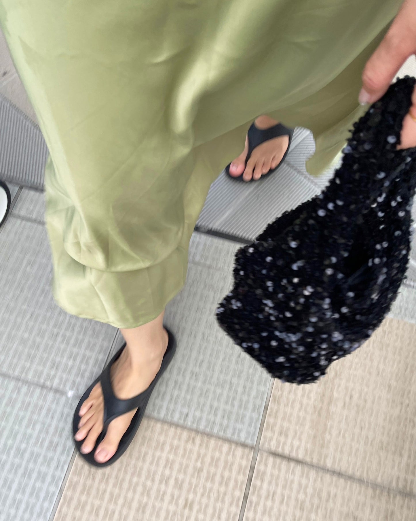 ＜LT1233116＞　スパンコールバッグ