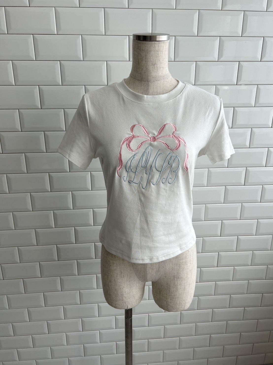 ＜SL2242610＞　リボンクロップドTシャツ