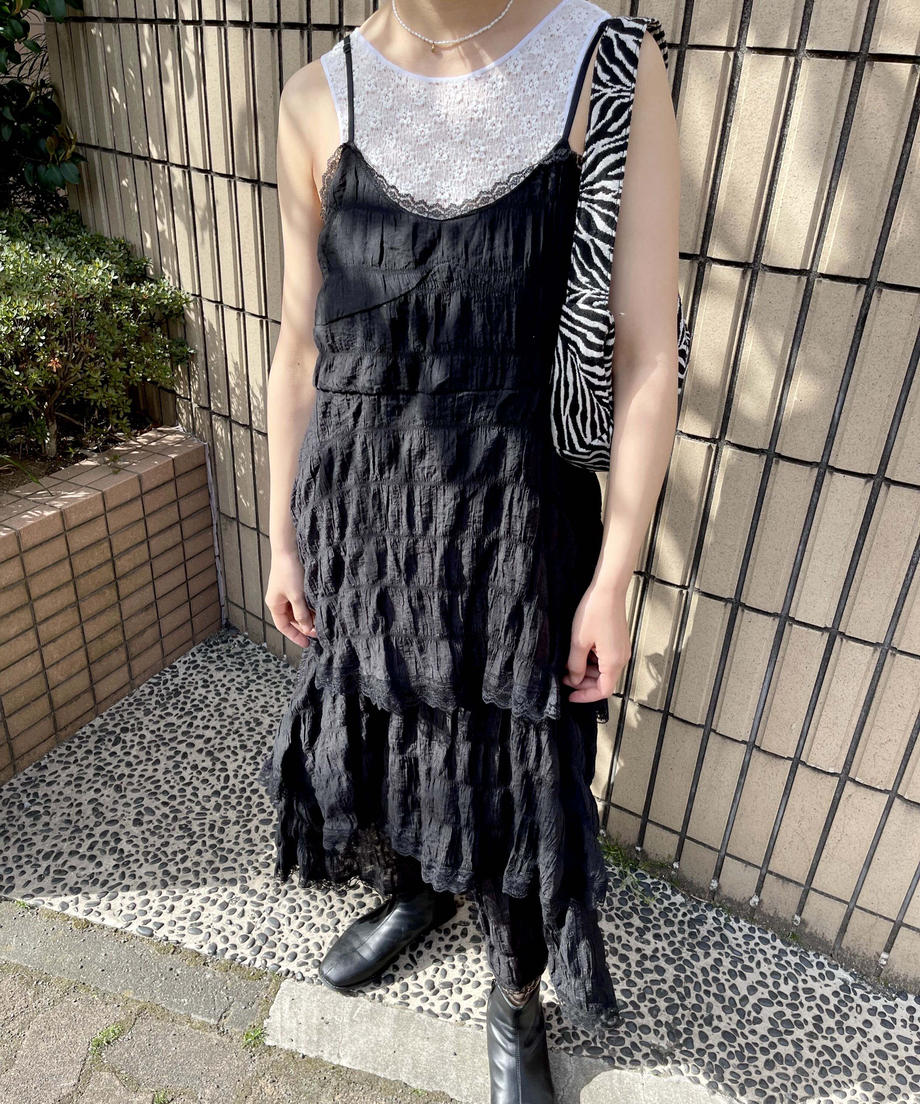 ＜LT2231110＞　ティアードキャミワンピース