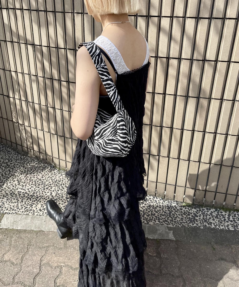 ＜LT2231110＞　ティアードキャミワンピース
