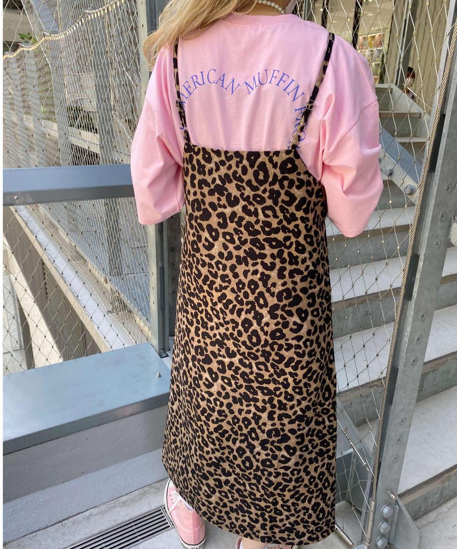 ＜SL2221712＞　ハートロゴTシャツ