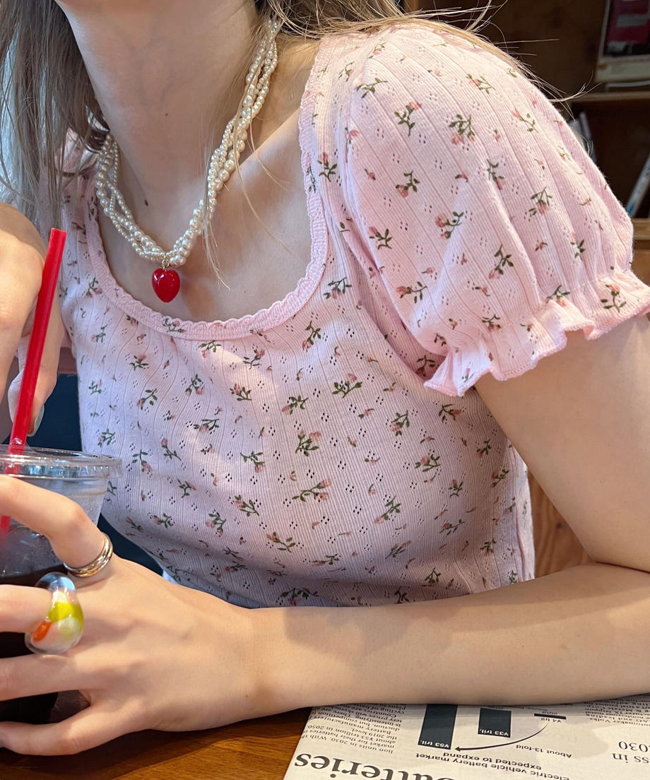 ＜SL2222721＞　小花柄パフスリーブTOPS