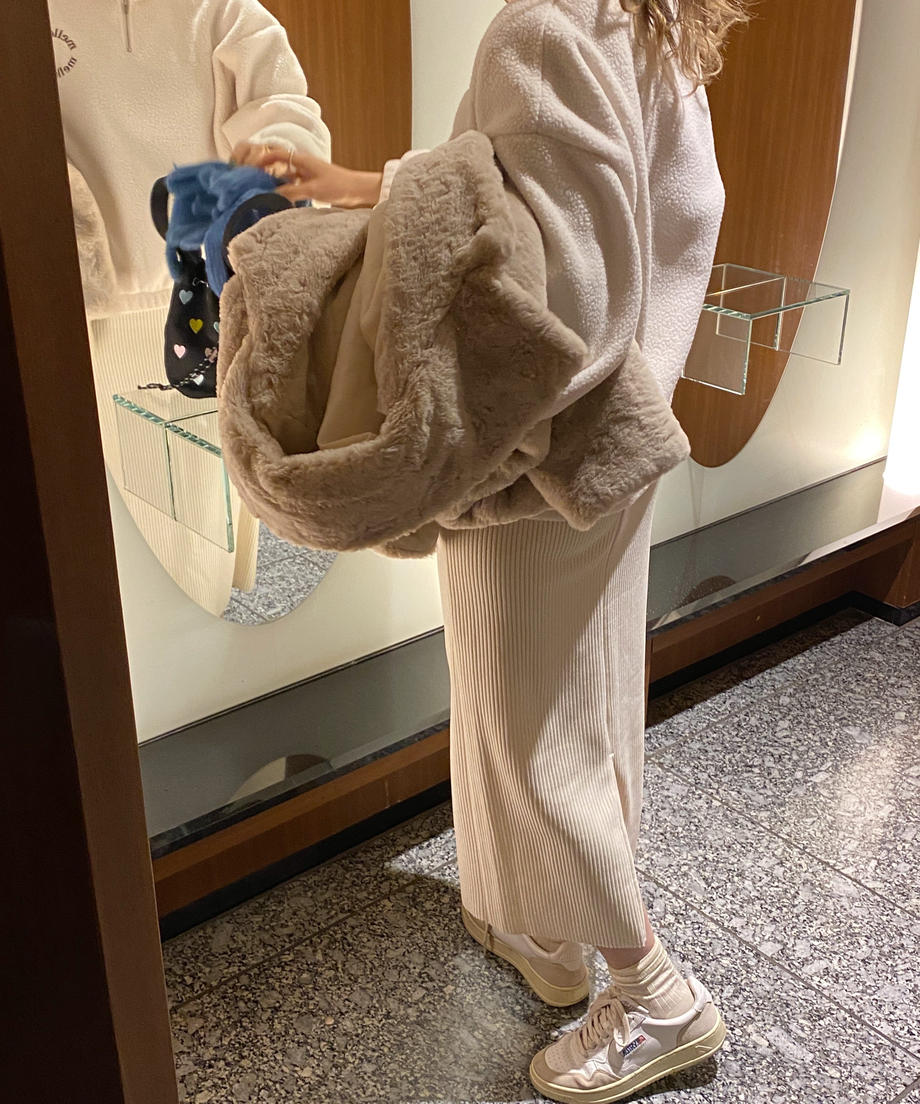 ＜SL2231601＞　カットコールナロースカート