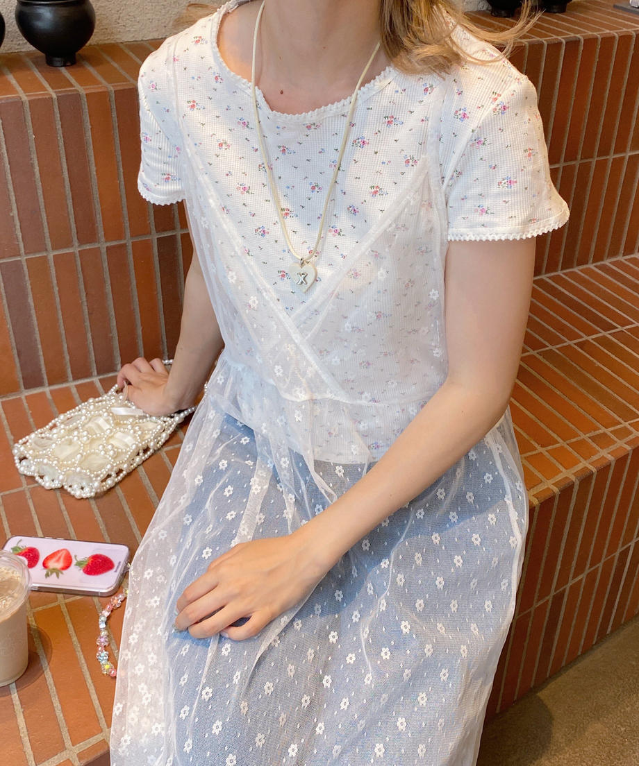 ＜SL2232749＞　レトロフラワーワッフルフリルレースTシャツ